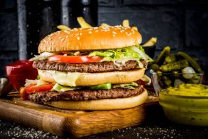 انواع همبرگر مرغ اماده عالی و ممتاز